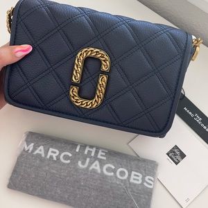 Brand new Marc Jacobs status